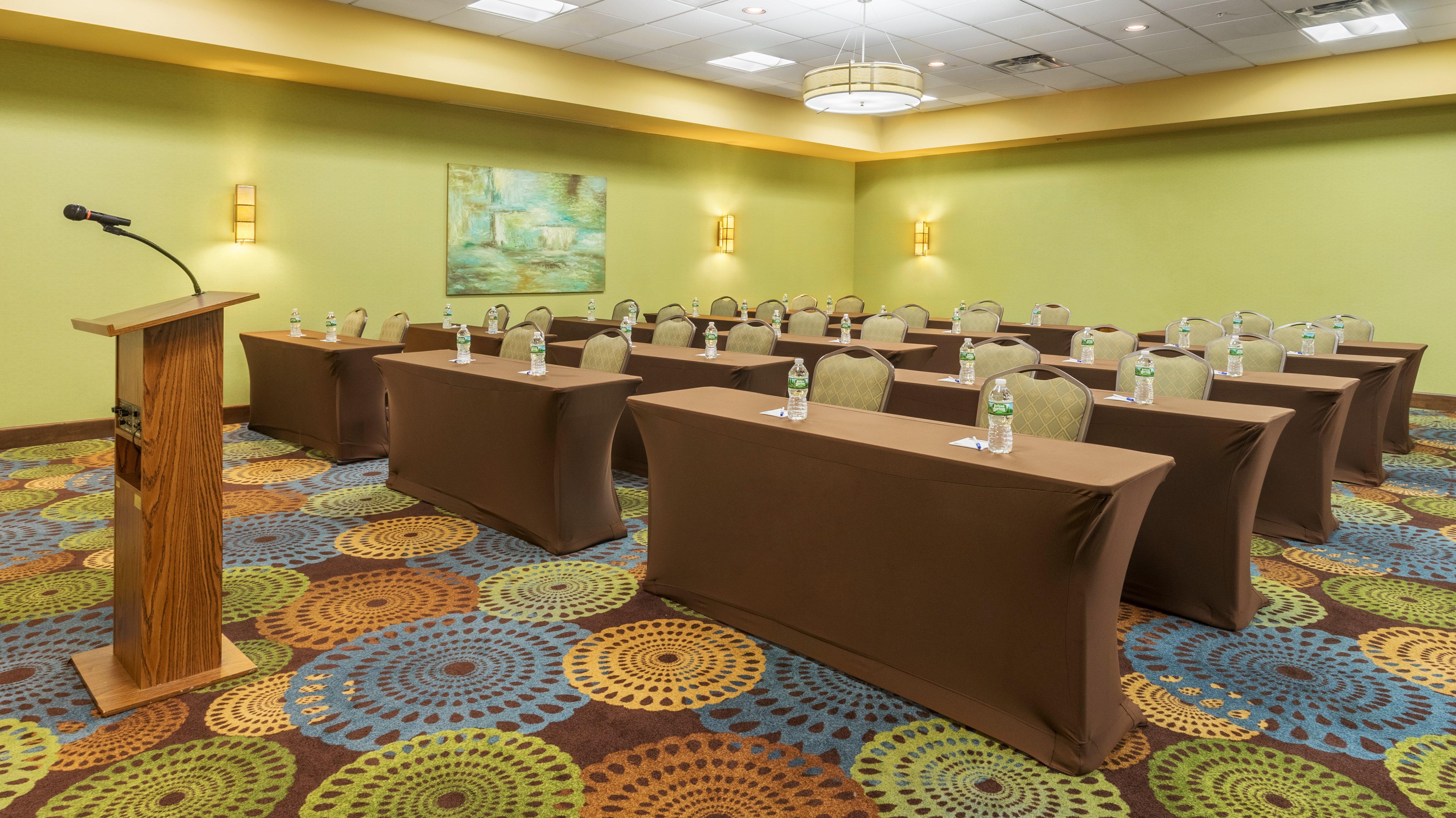 Holiday Inn Express Charleston-Civic Center By Ihg Exterior foto